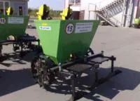 Картофелесажалка Bomet 2х рядная без подкормки 70\75 (увеличенный бак)